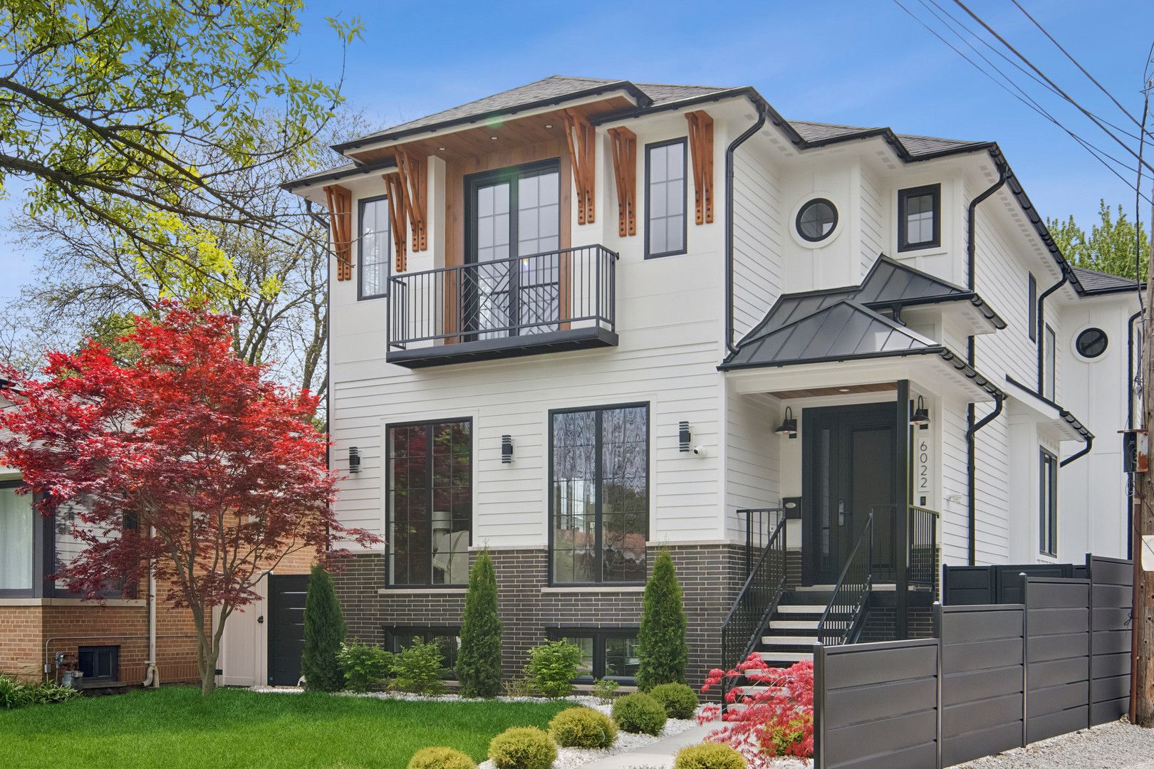 6022 N Ionia Avenue — Chicago, IL 60646