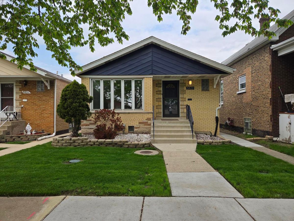 5822 64th Place, Chicago, IL 60638