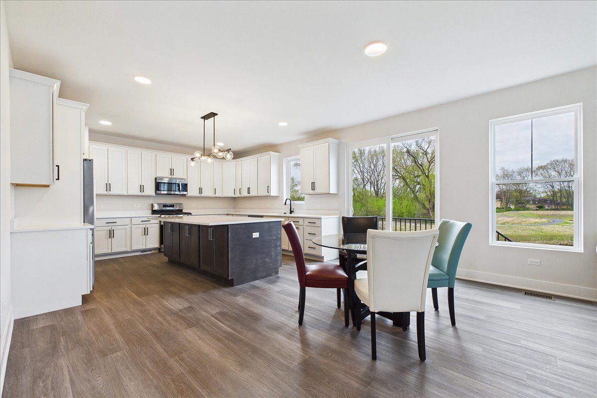 22164 W Casa Bella View, Kildeer, IL 60047