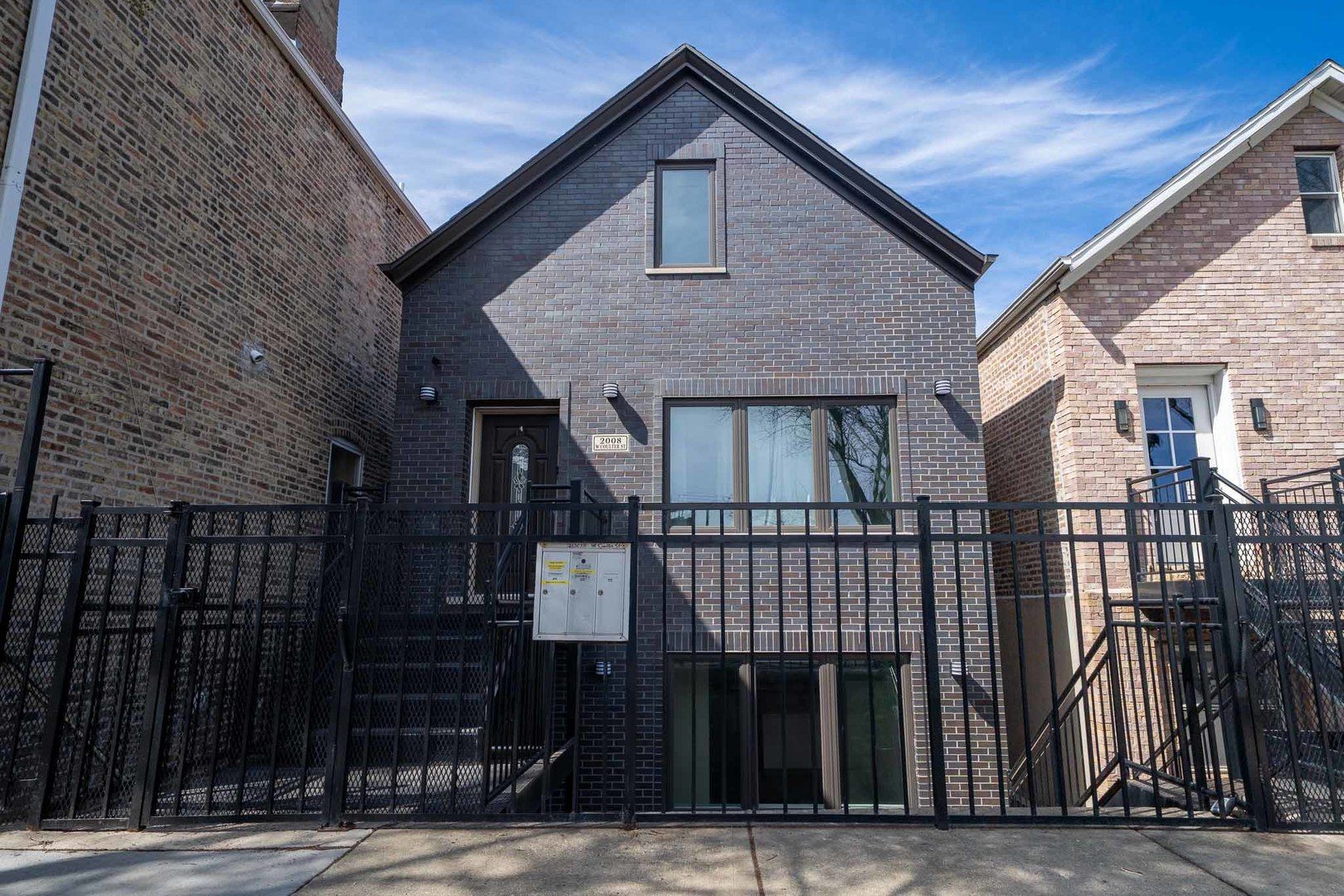 2008 W Coulter Street #GRD — Chicago, IL 60608
