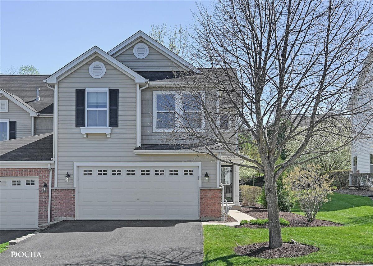 620 Grand Canyon Circle — Crystal Lake, IL 60014