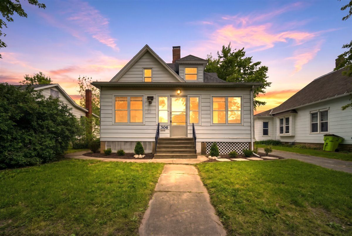 306 Oak Street, Fairbury, IL 61739