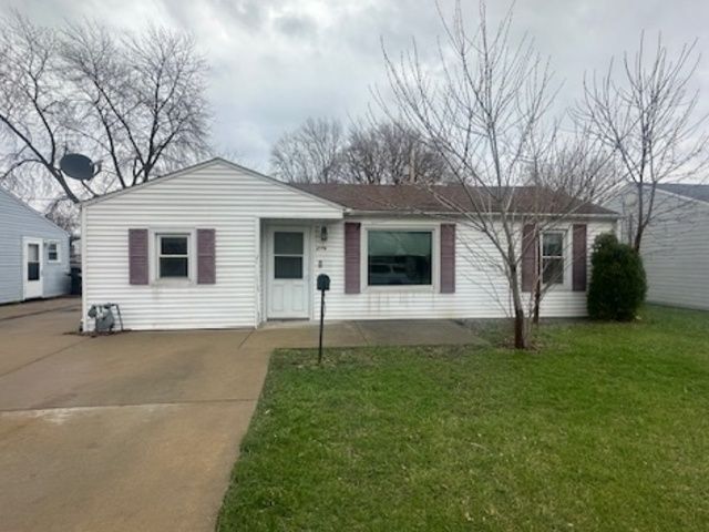 376 Belle Aire Avenue — Bourbonnais, IL 60914