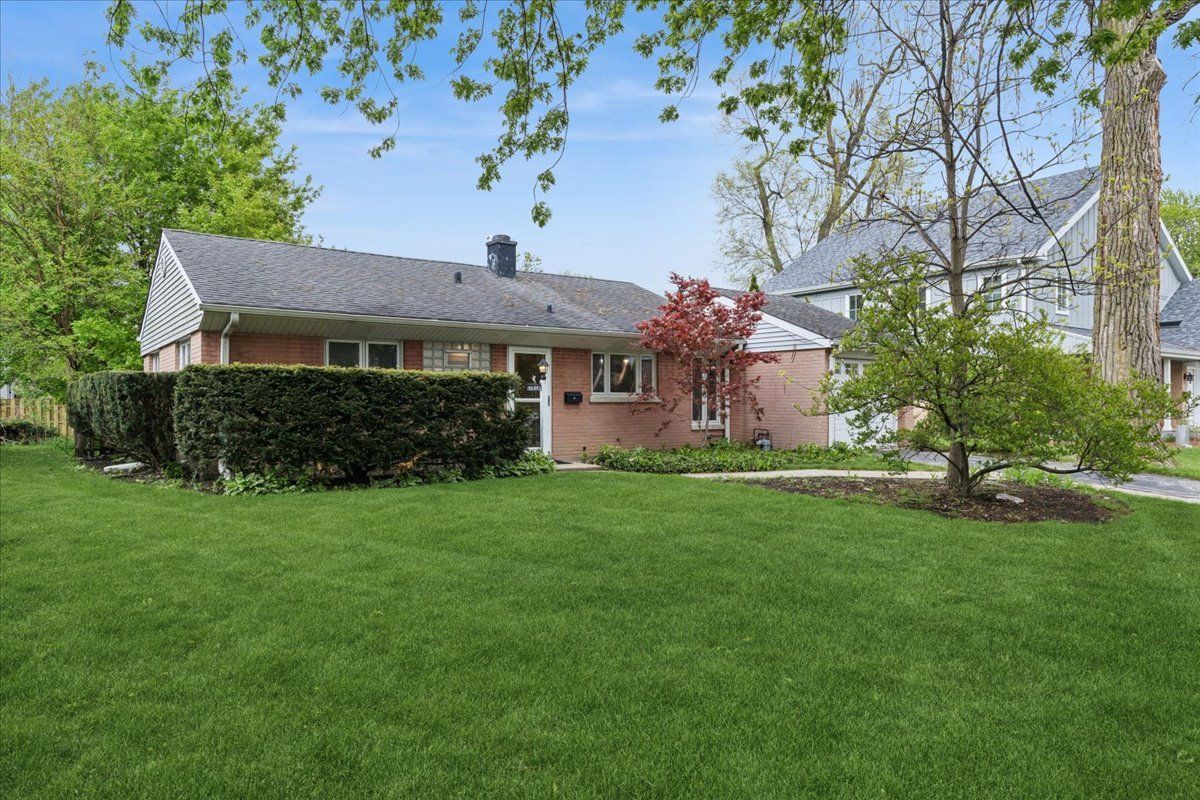 9239 Kedvale Avenue — Skokie, IL 60076