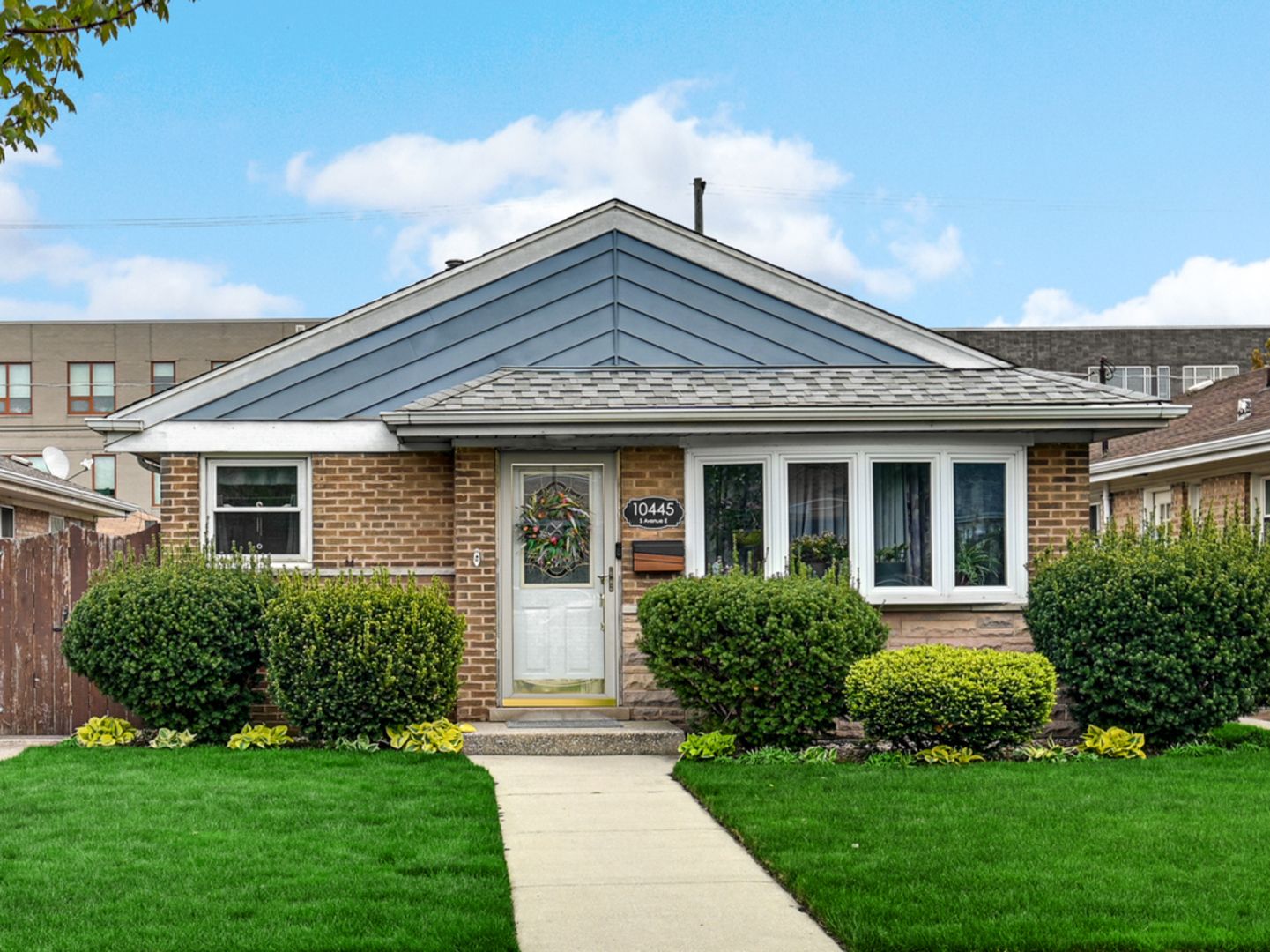 10445 S Avenue E — Chicago, IL 60617