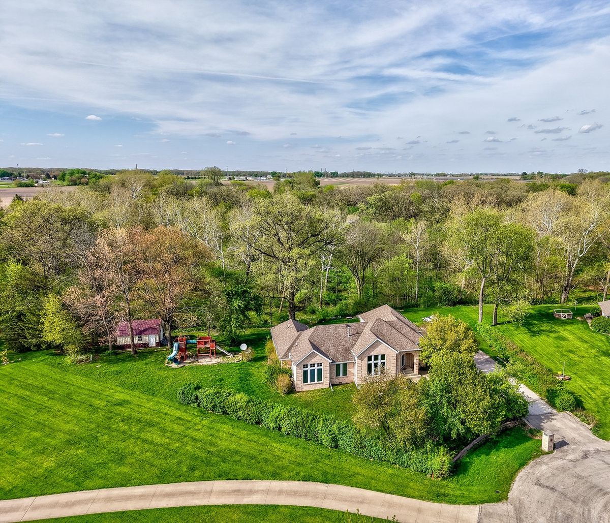 2925 1979th Road, Marseilles, IL 61341