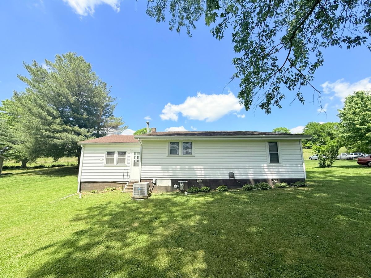 345 E Fords Ferry Road, Cave In Rock, IL 62919
