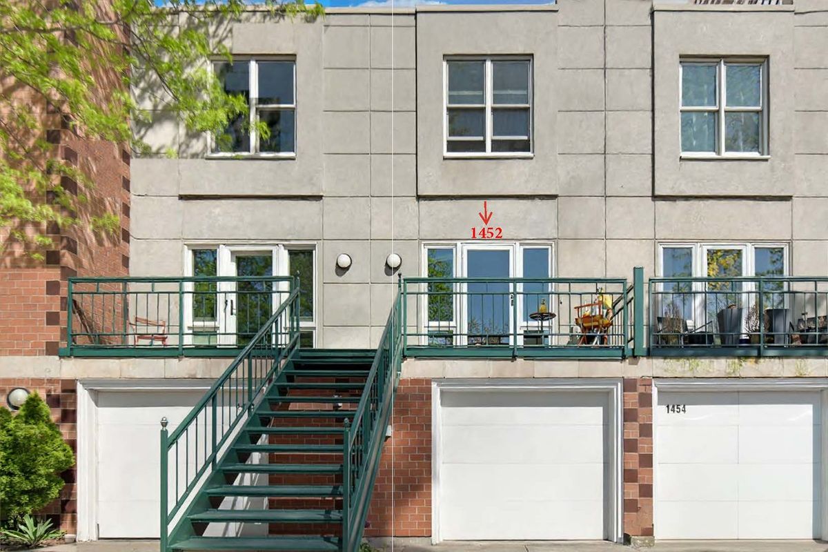 1452 State Street, Chicago, IL 60605