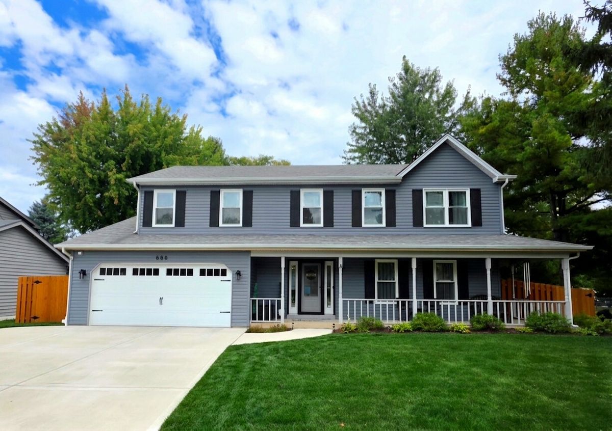 585 Lyle Avenue, Elgin, IL 60123