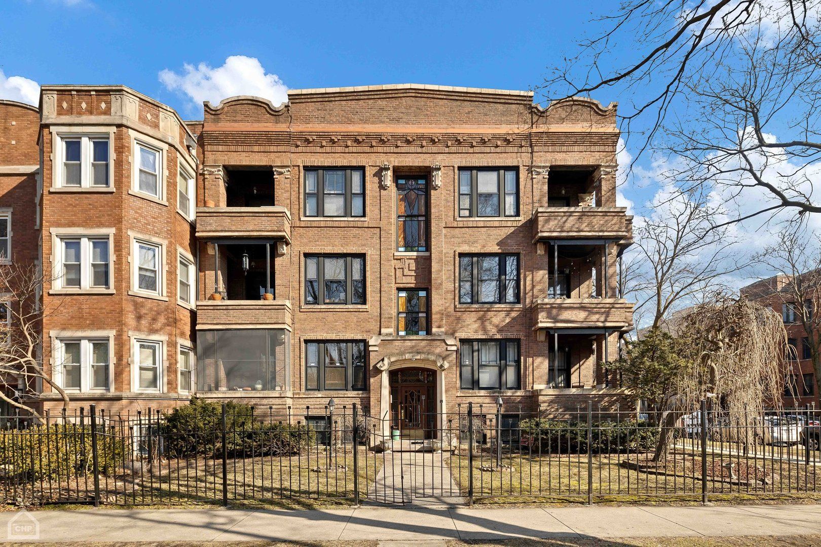 6619 N Glenwood Avenue #2S — Chicago, IL 60626