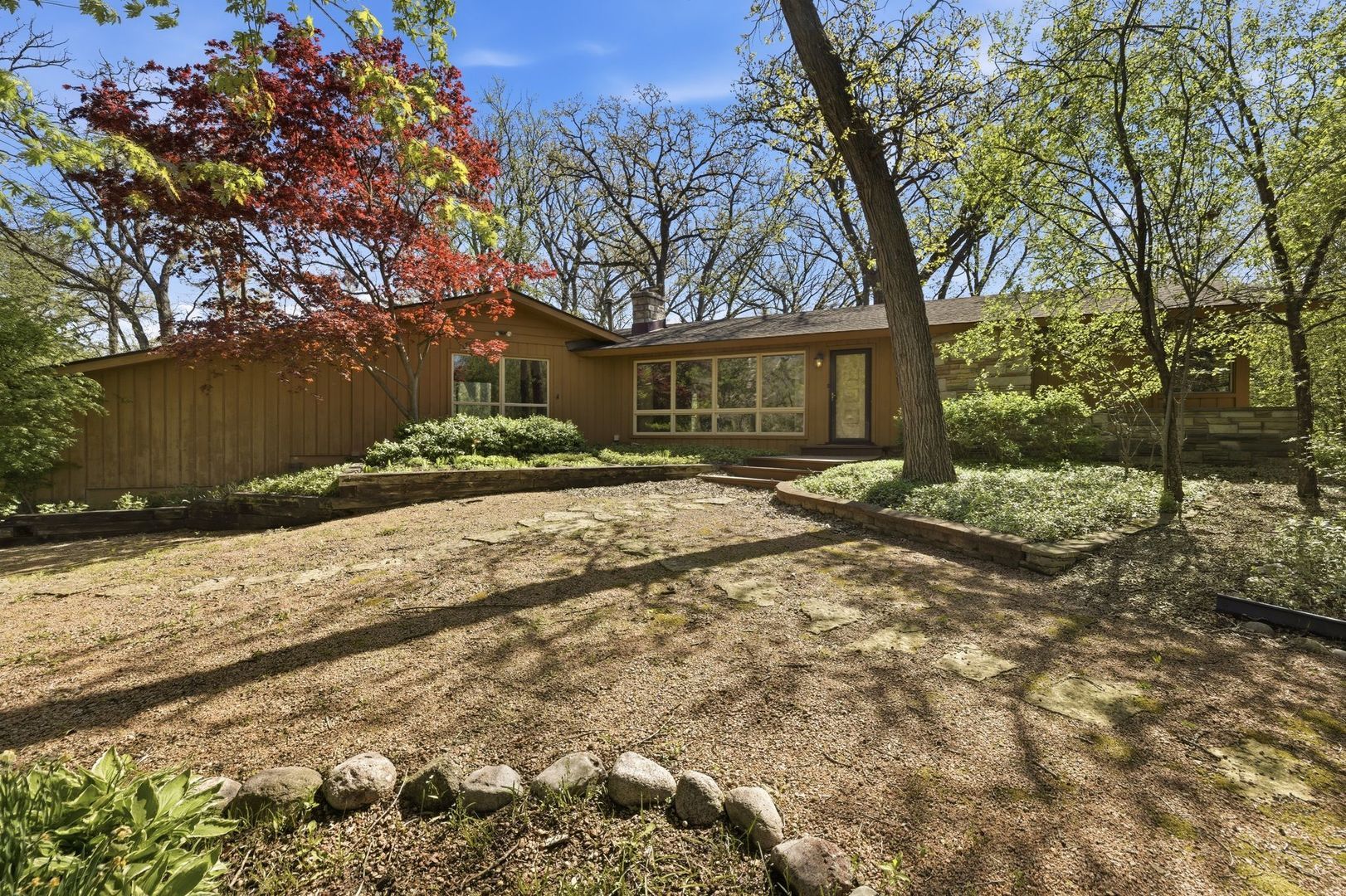 8623 W Algoma Road — Palos Park, IL 60464