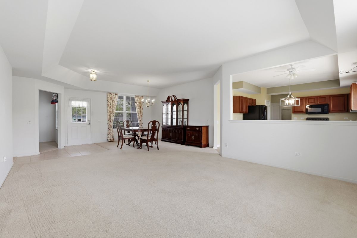 13505 Delaney Road, Huntley, IL 60142