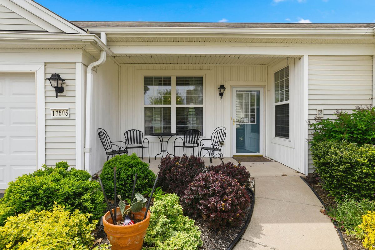 13505 Delaney Road, Huntley, IL 60142