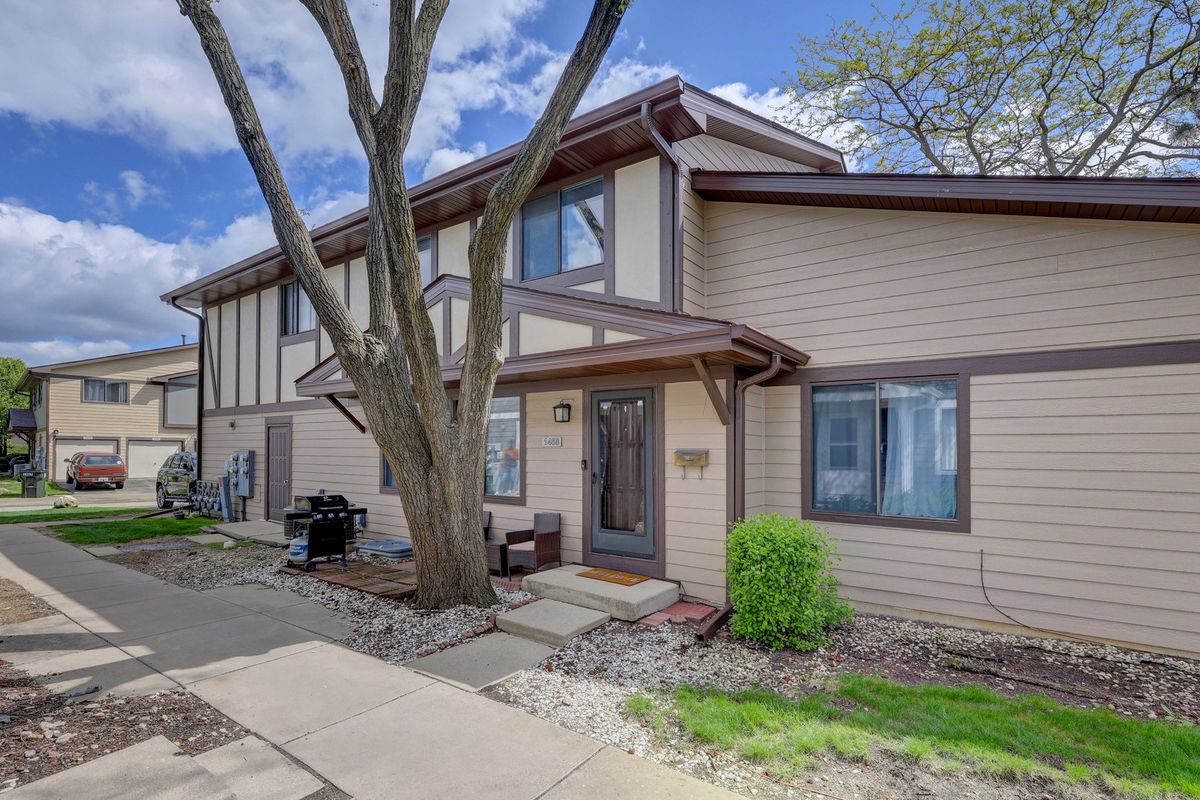 1458 Sutter Drive, Hanover Park, IL 60133