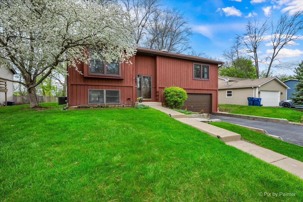 26 Sheehan Drive, Lake Villa, IL 60046