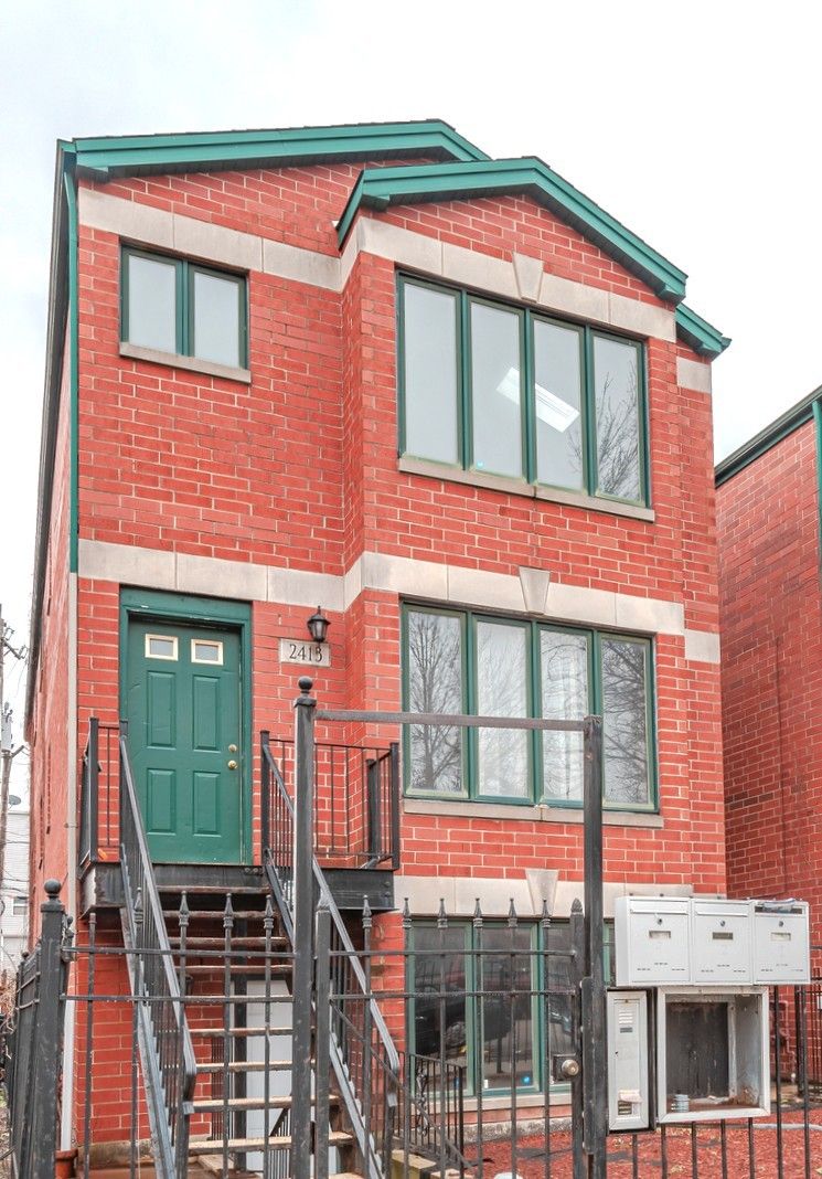 2413 Taylor Street, Chicago, IL 60612