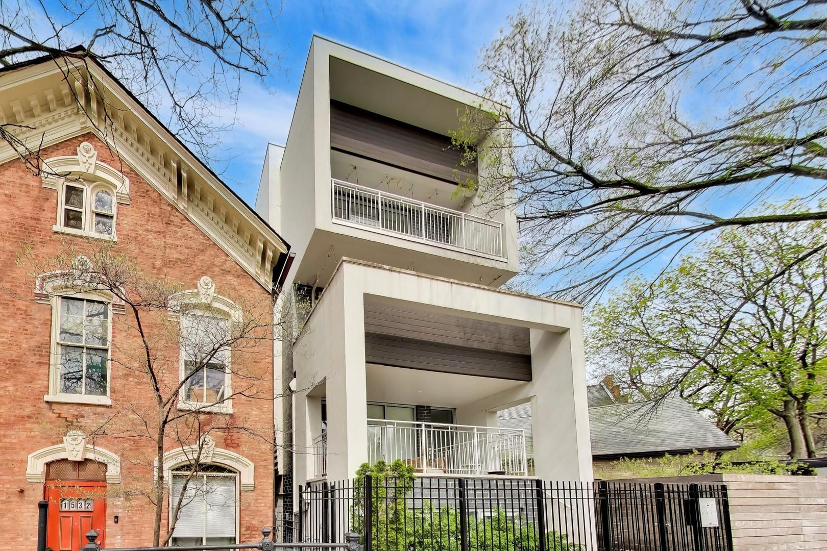 1534 N Honore Street #2 — Chicago, IL 60622
