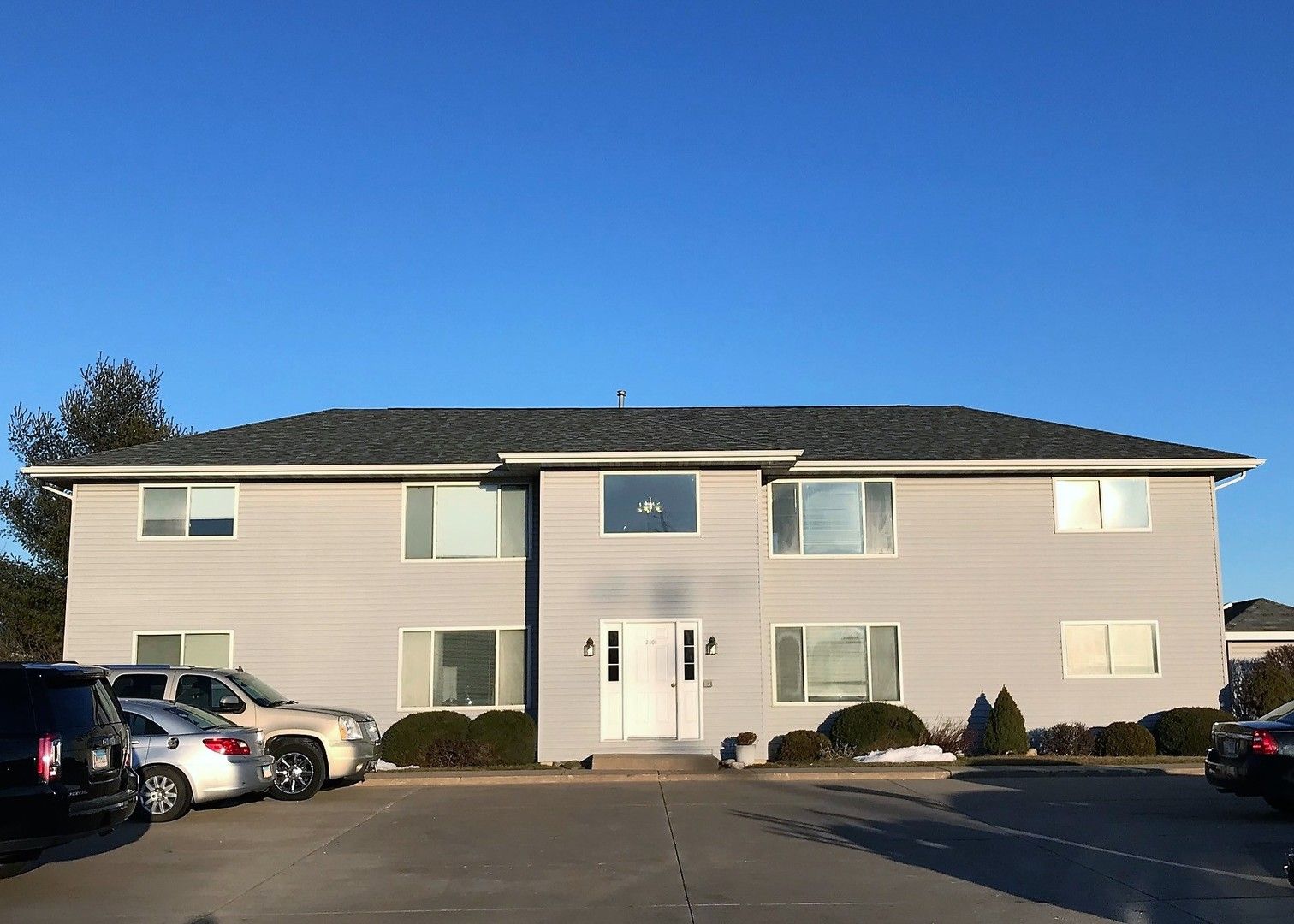 2401 Ashland Circle — Morris, IL 60450