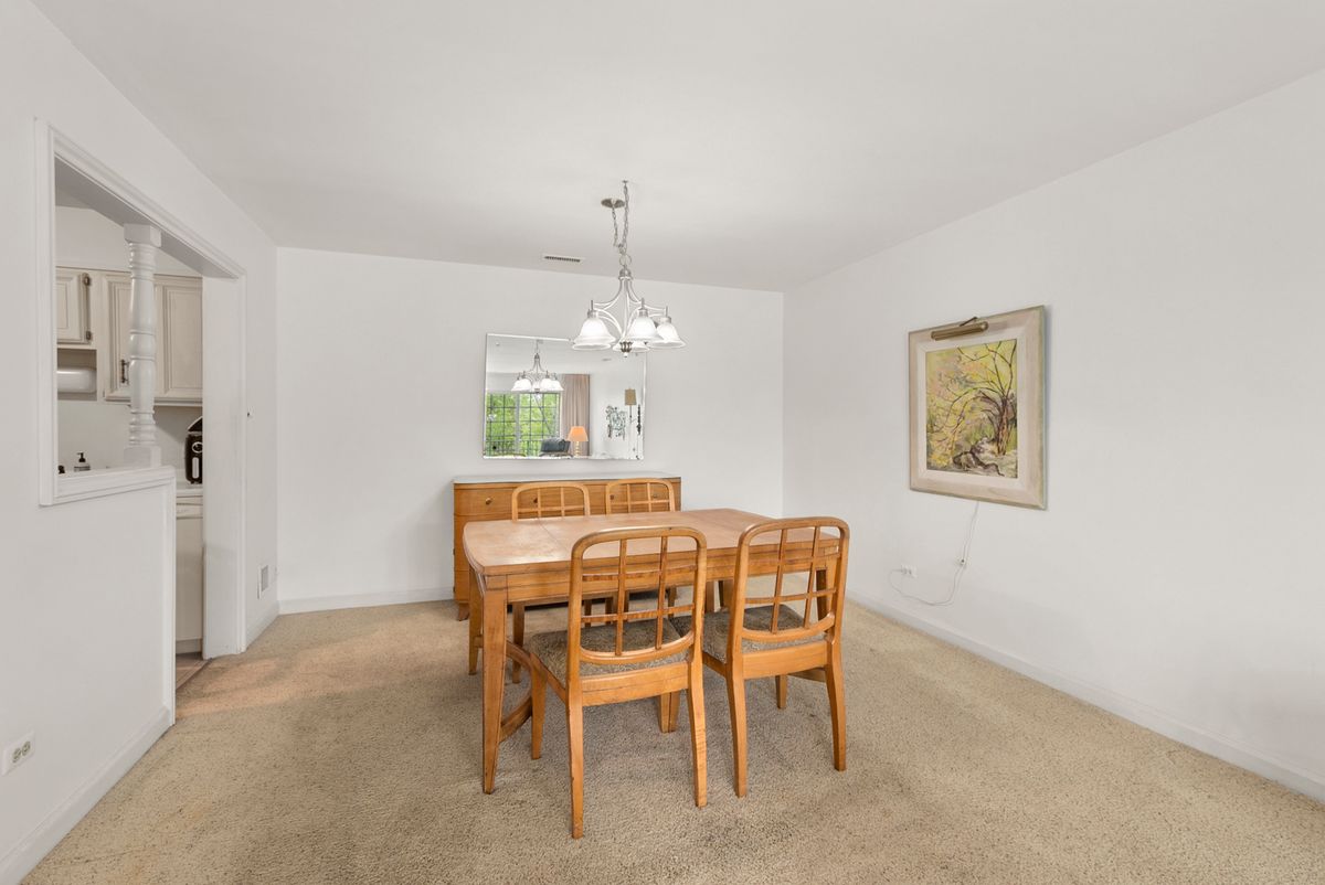 3427 Vollmer Road #309, Flossmoor, IL 60422