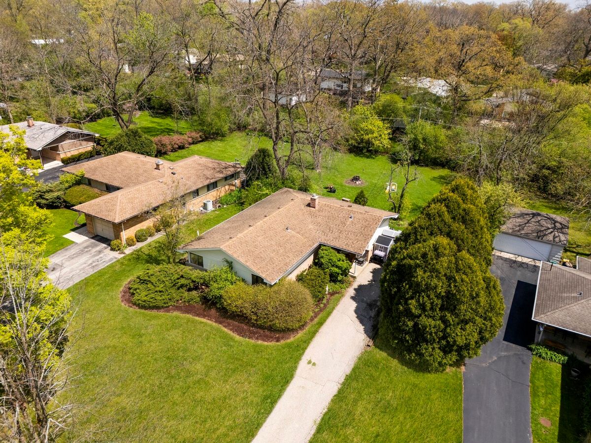 3175 University Avenue, Highland Park, IL 60035