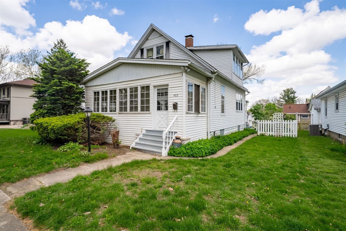 403 Kelsey Street, Bloomington, IL 61701