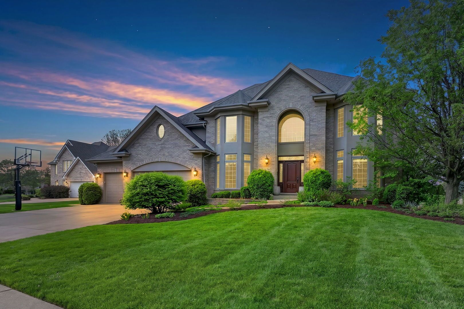 1376 Chapman Drive — Darien, IL 60561