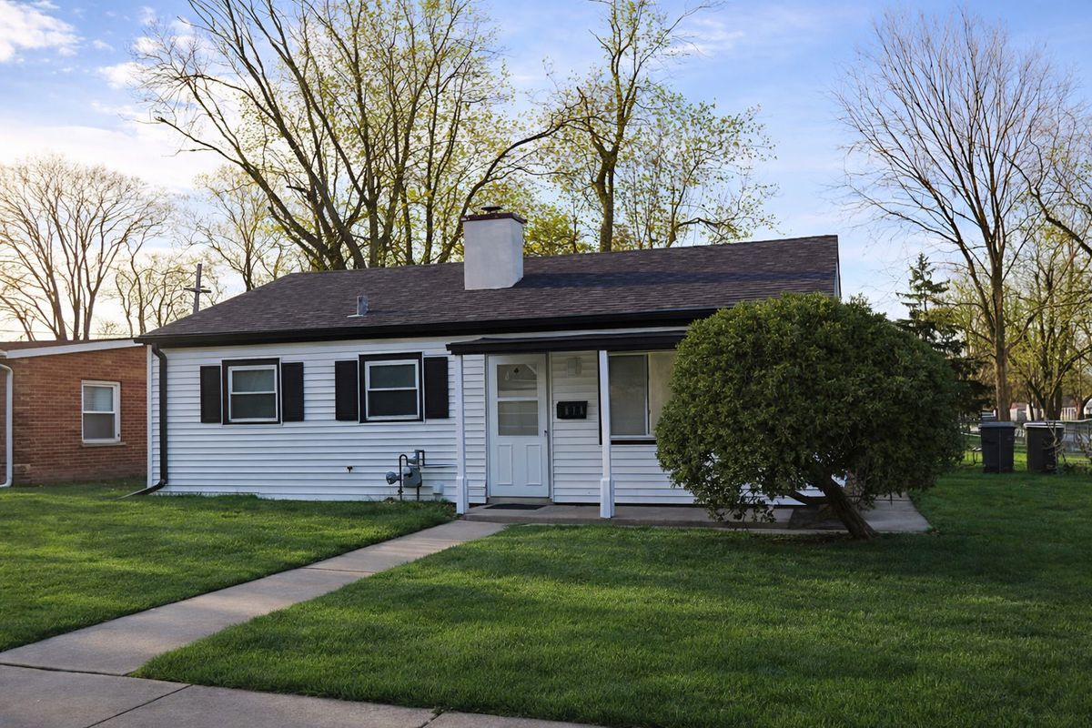2414 Circle Drive, Hazel Crest, IL 60429