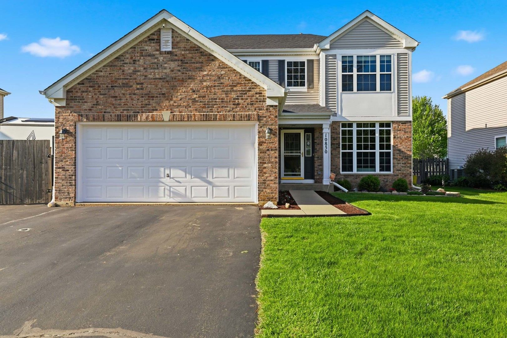 10850 Great Plaines Court — Huntley, IL 60142