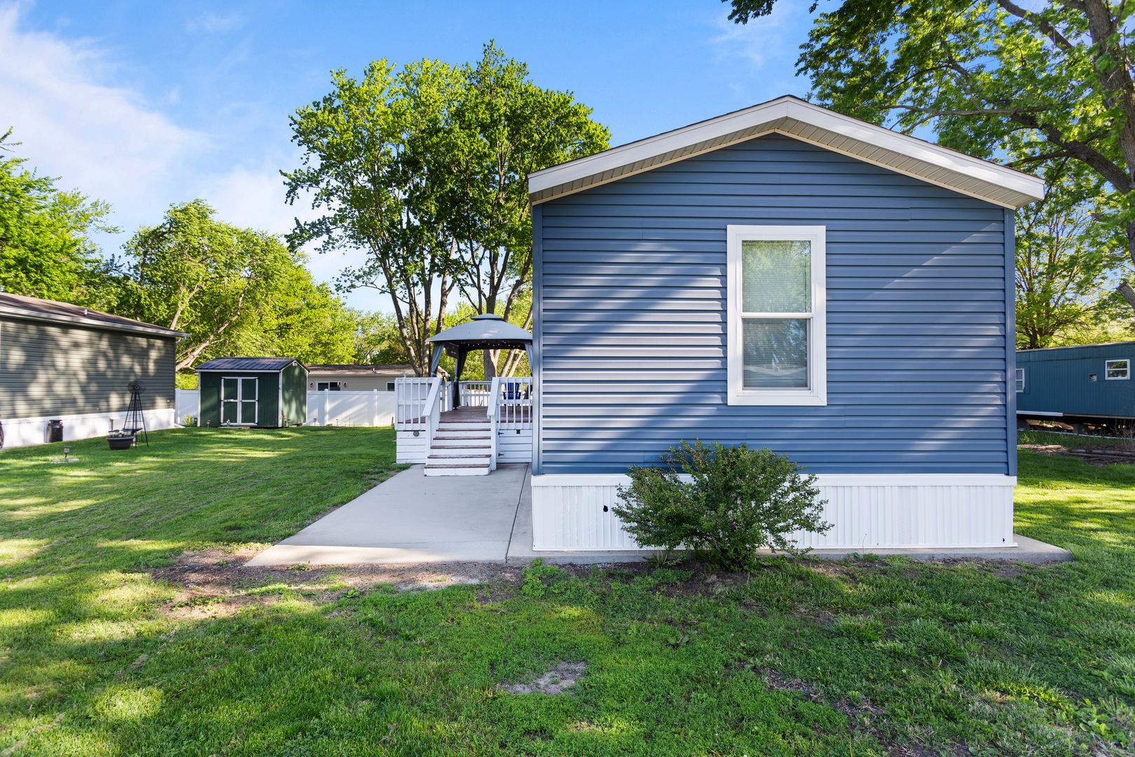 7 Pulaski Street — Mahomet, IL 61853