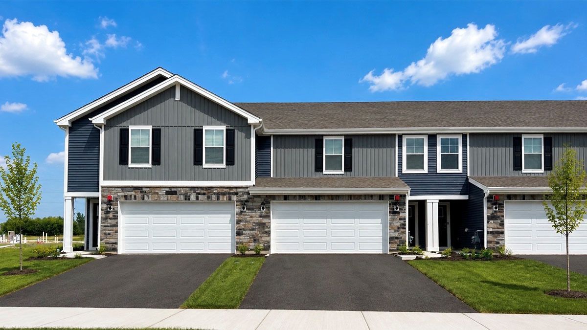 2216 Davidson Way — Yorkville, IL 60560