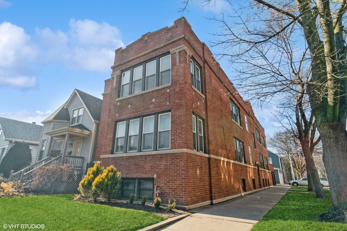 3601 Cullom Avenue, Chicago, IL 60618