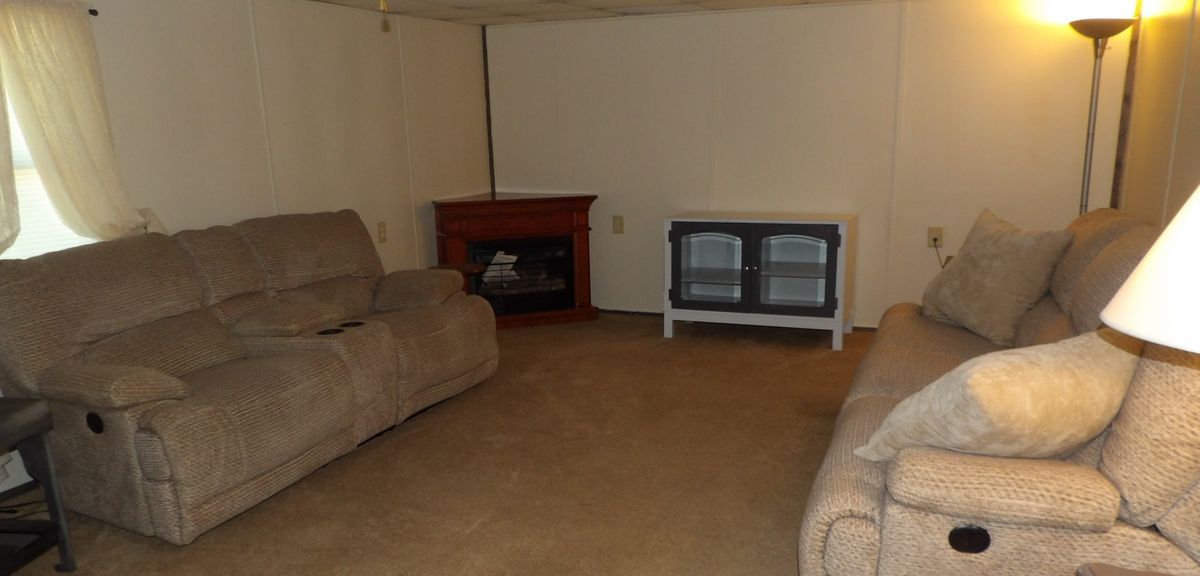 1014 Beulah Street, Eldorado, IL 62930