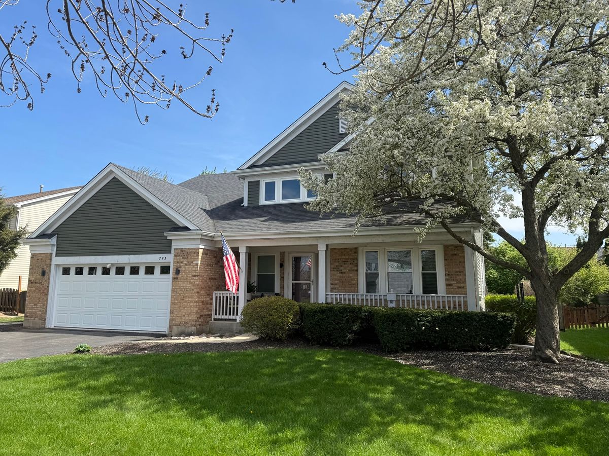 793 Oakmeadow Court, Grayslake, IL 60030