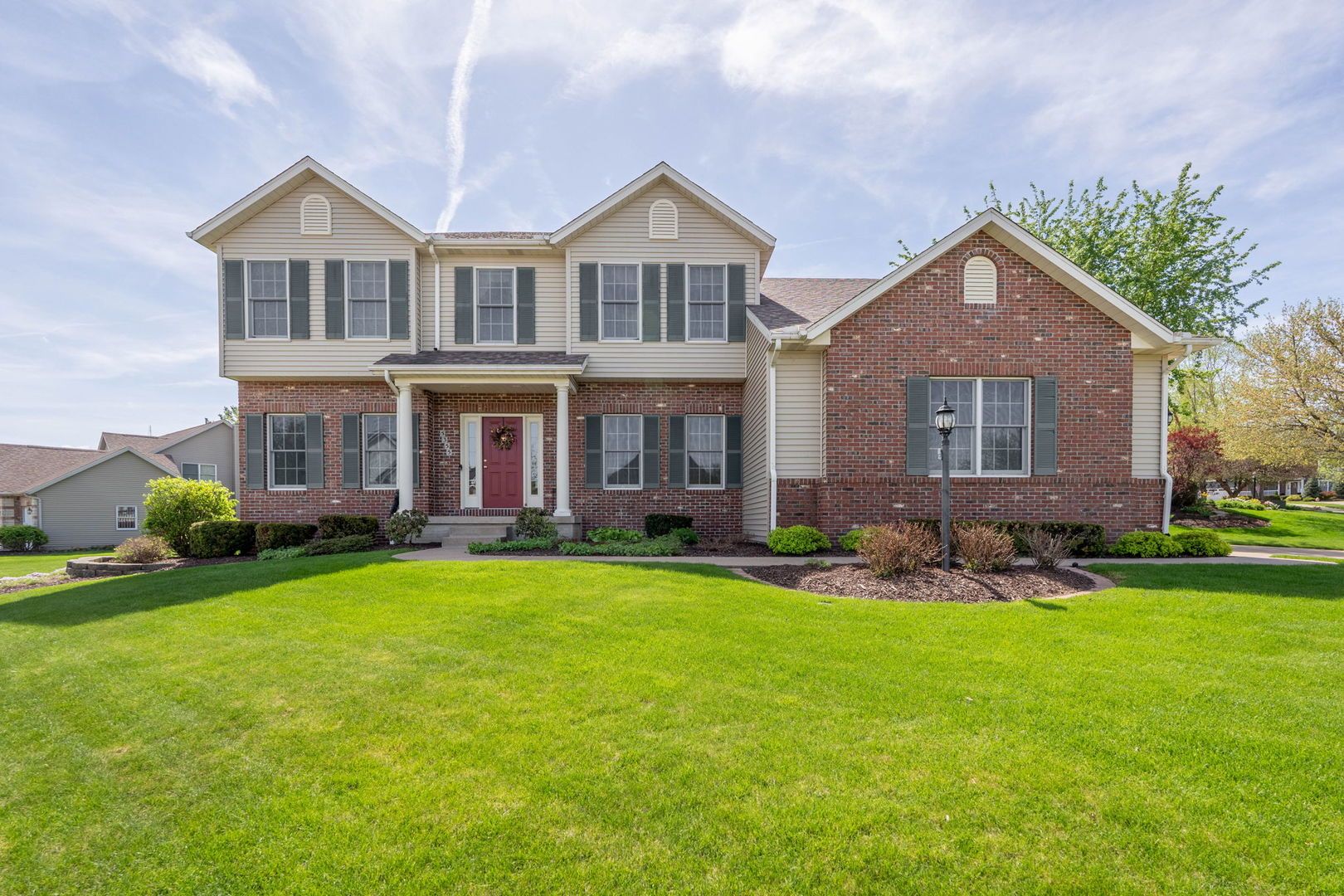 5355 Heather Glen Circle — Bettendorf, IA 52722