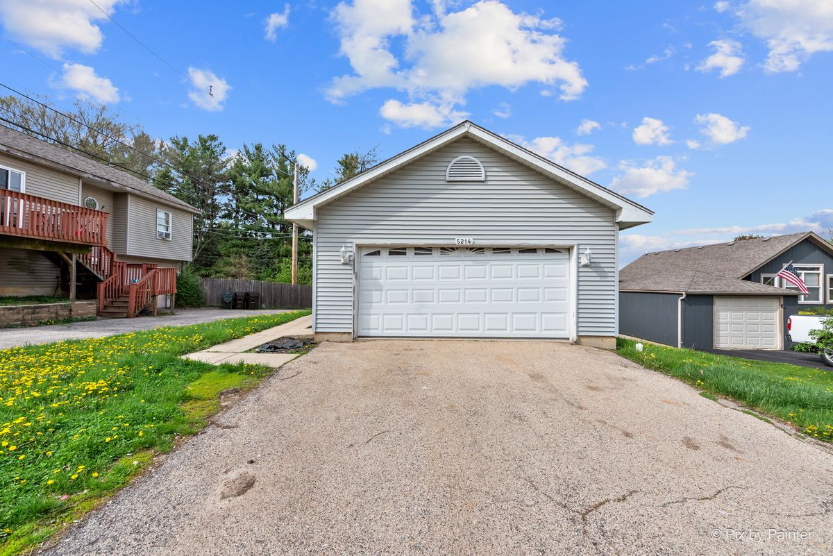 5214 PARKVIEW Drive, Mccullom Lake, IL 60050
