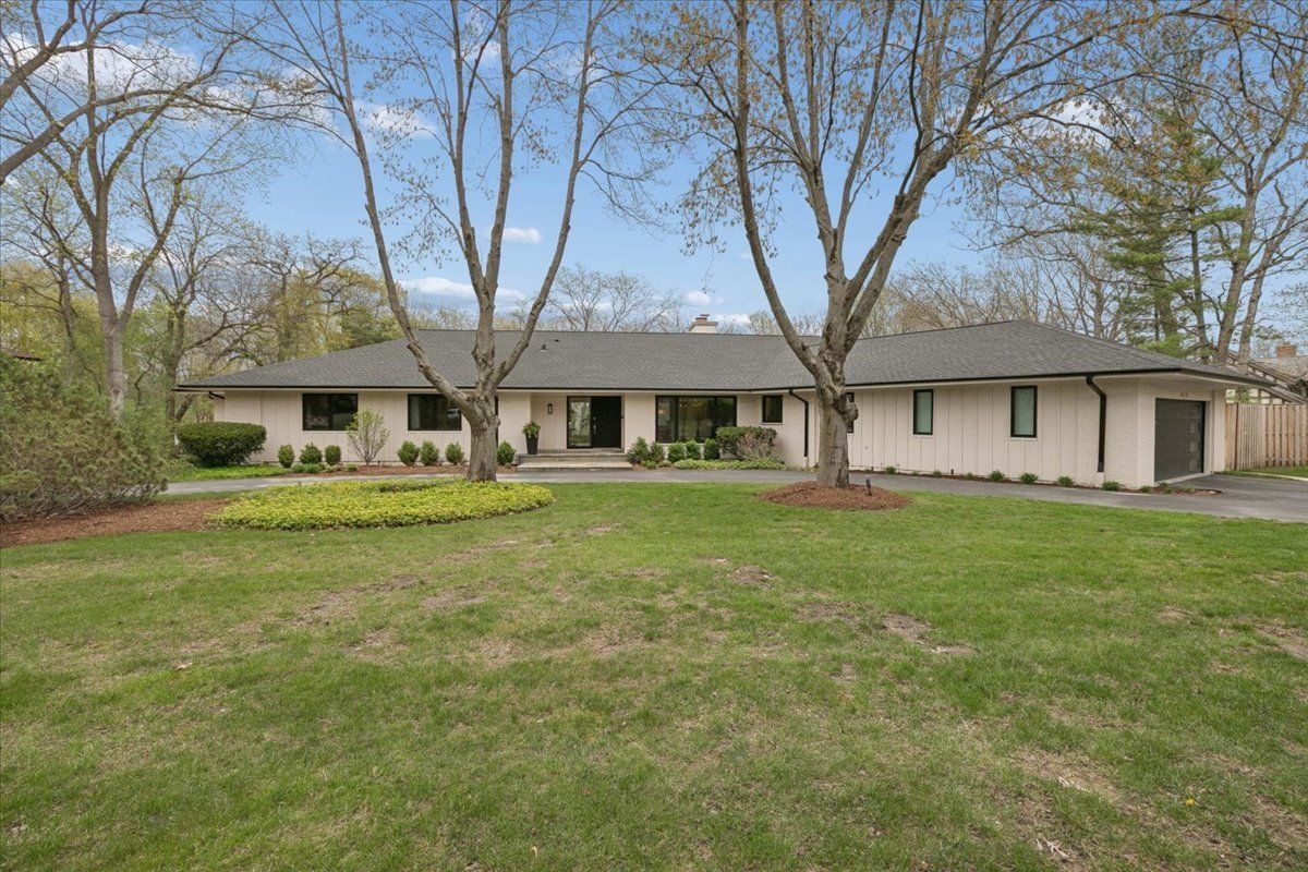 515 Turicum Road — Lake Forest, IL 60045