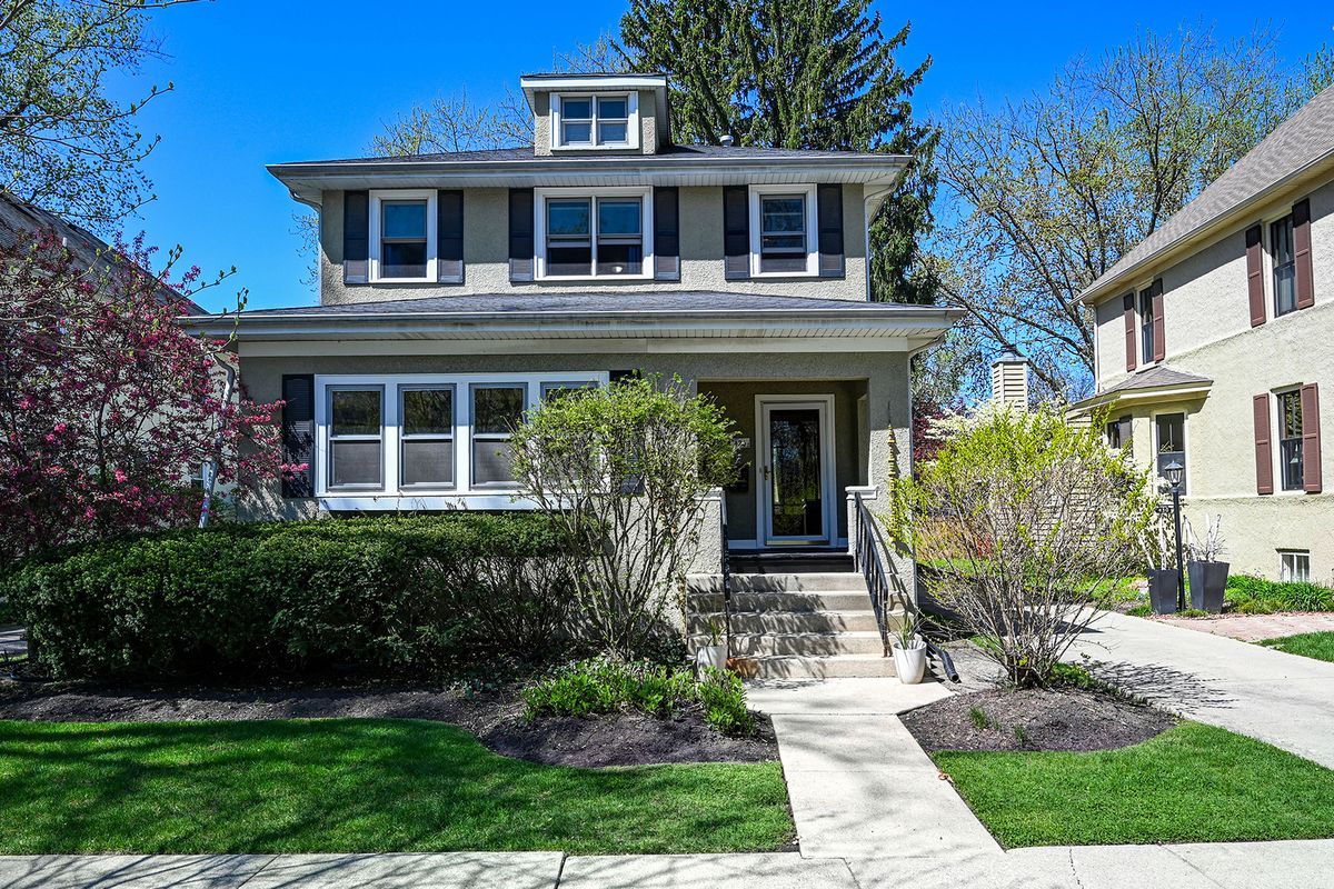 426 Waiola Avenue, La Grange Park, IL 60526