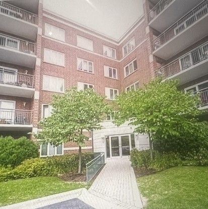 5255 N Riversedge Terrace #309 — Chicago, IL 60630