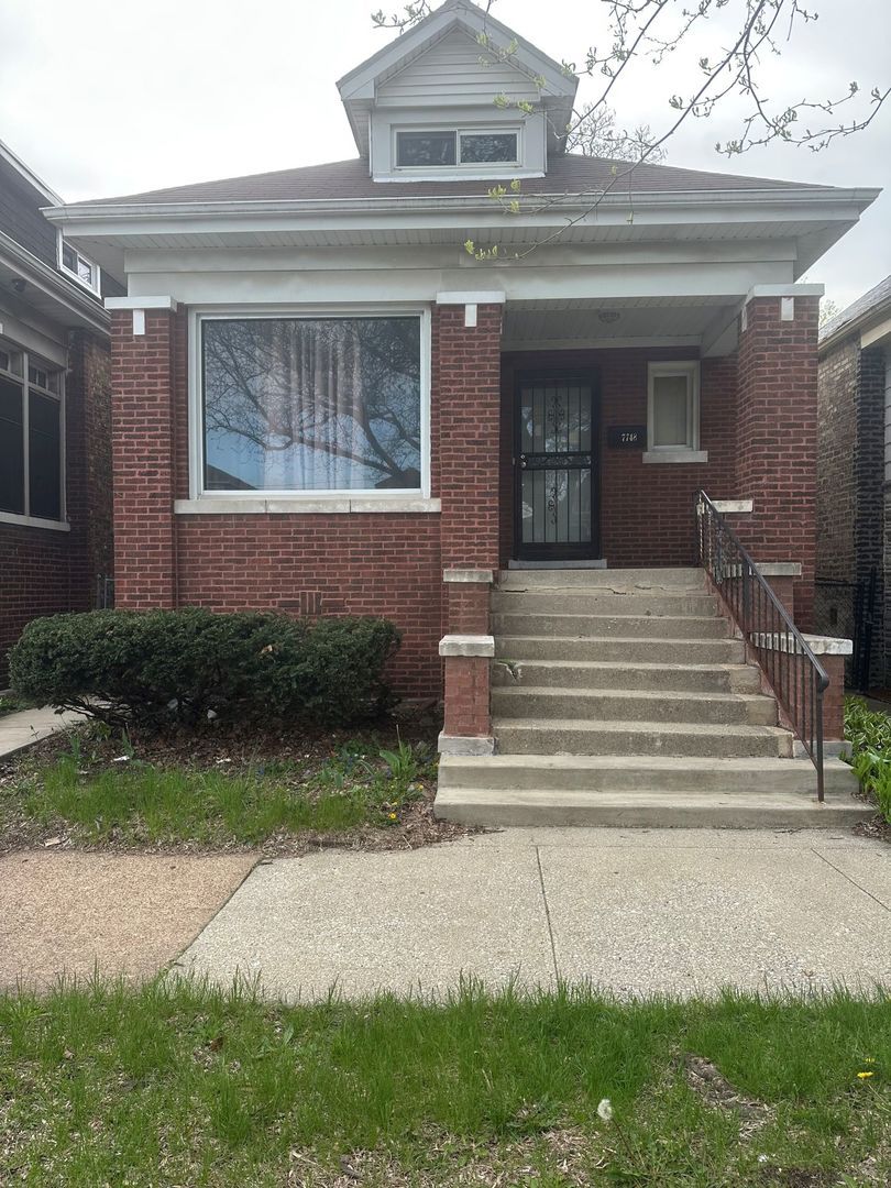 7748 S Langley Avenue — Chicago, IL 60619