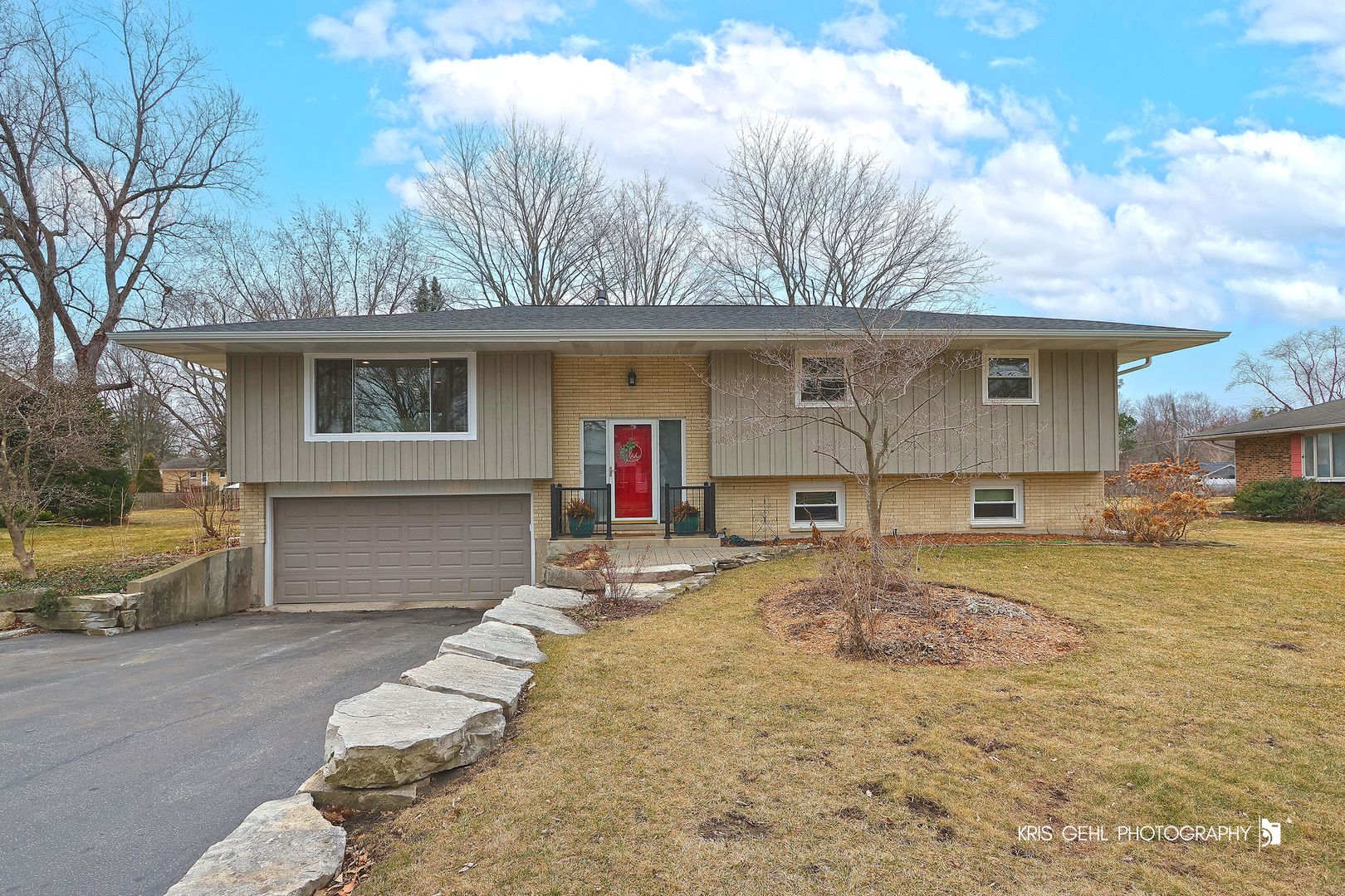 15417 W Fair Lane — Libertyville, IL 60048