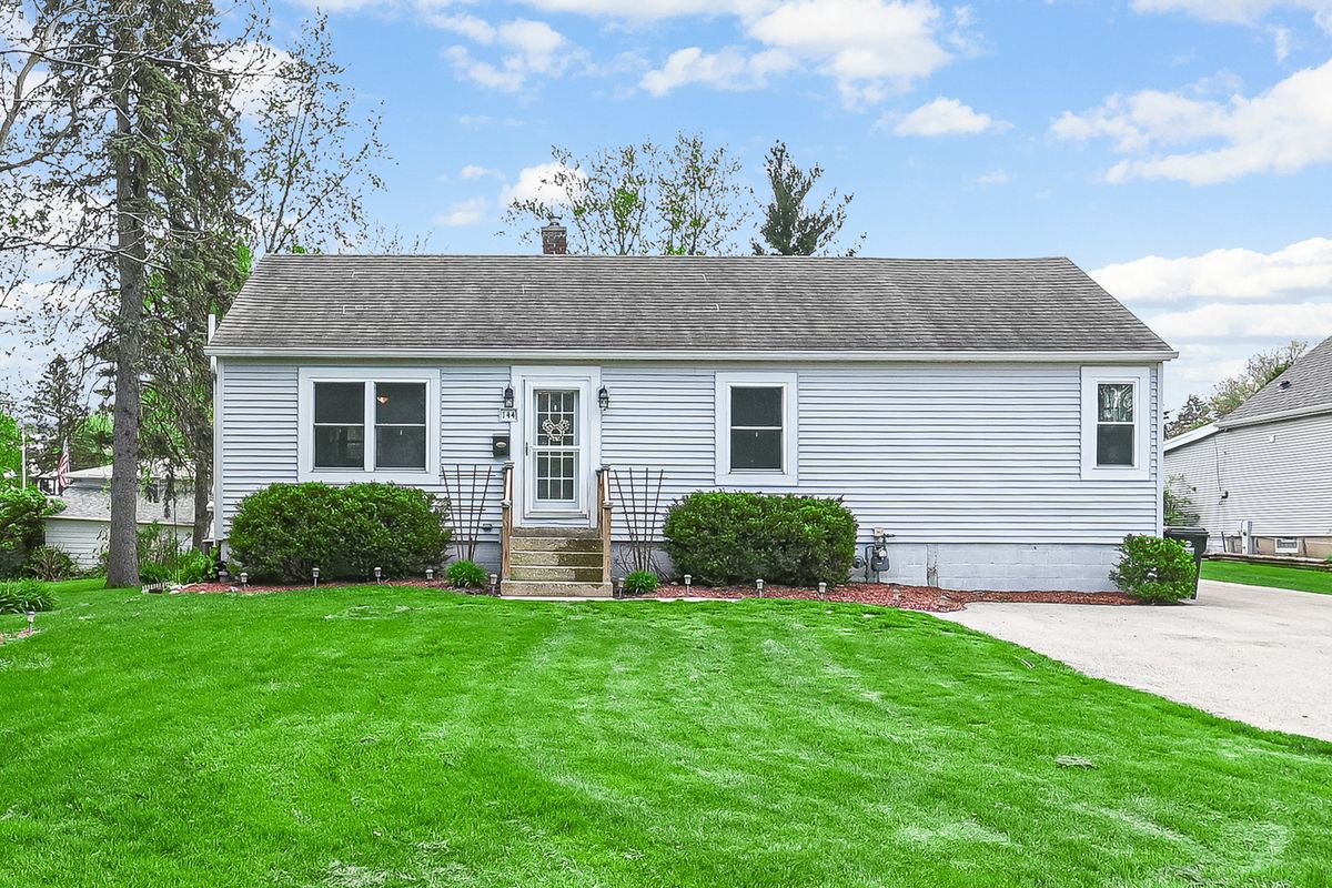 144 2nd Avenue, New Lenox, IL 60451
