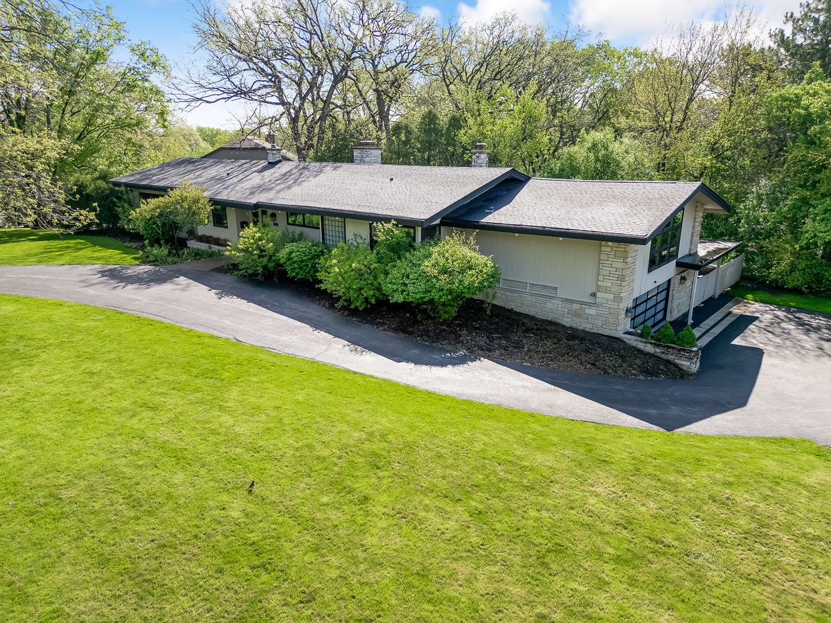 708 Woodland Avenue, Hinsdale, IL 60521