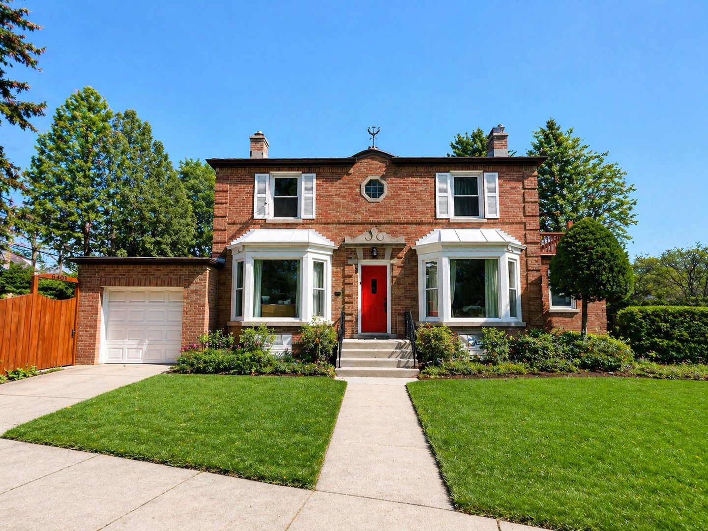 6601 N Sioux Avenue — Chicago, IL 60646