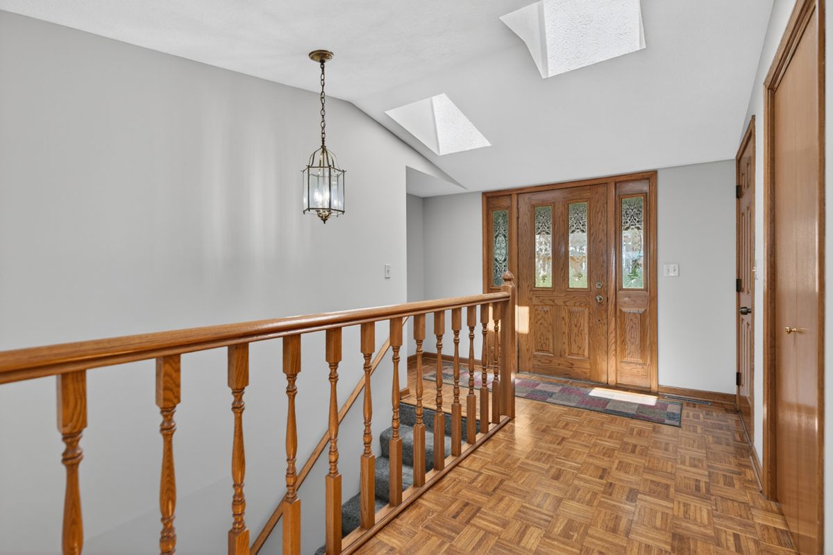 629 E Lincoln Avenue, Belvidere, IL 61008