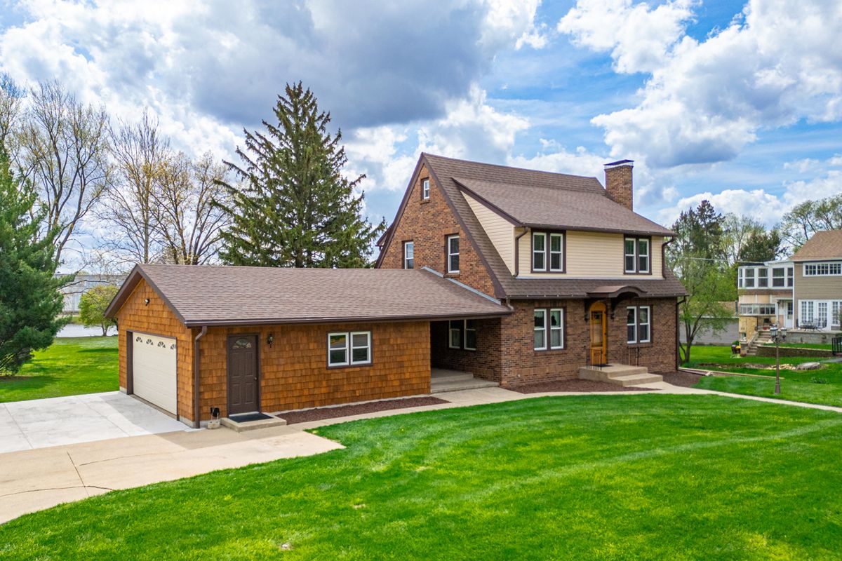 629 E Lincoln Avenue, Belvidere, IL 61008