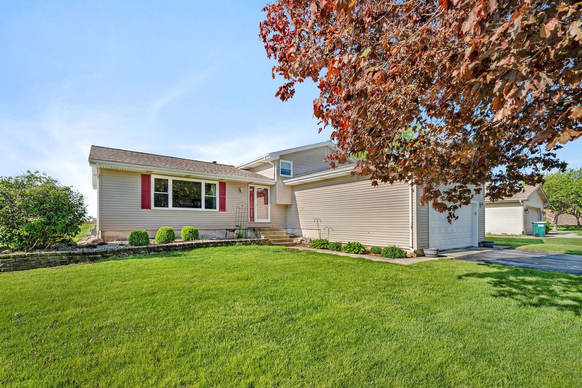 2062 Garden Drive, Kankakee, IL 60901