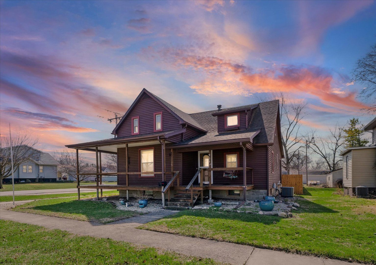 360 E Patton Street — Paxton, IL 60957