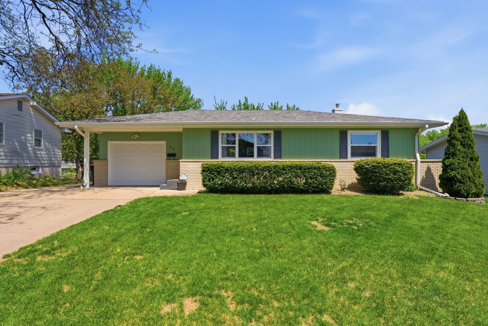 418 W 44th Street — Davenport, IA 52806