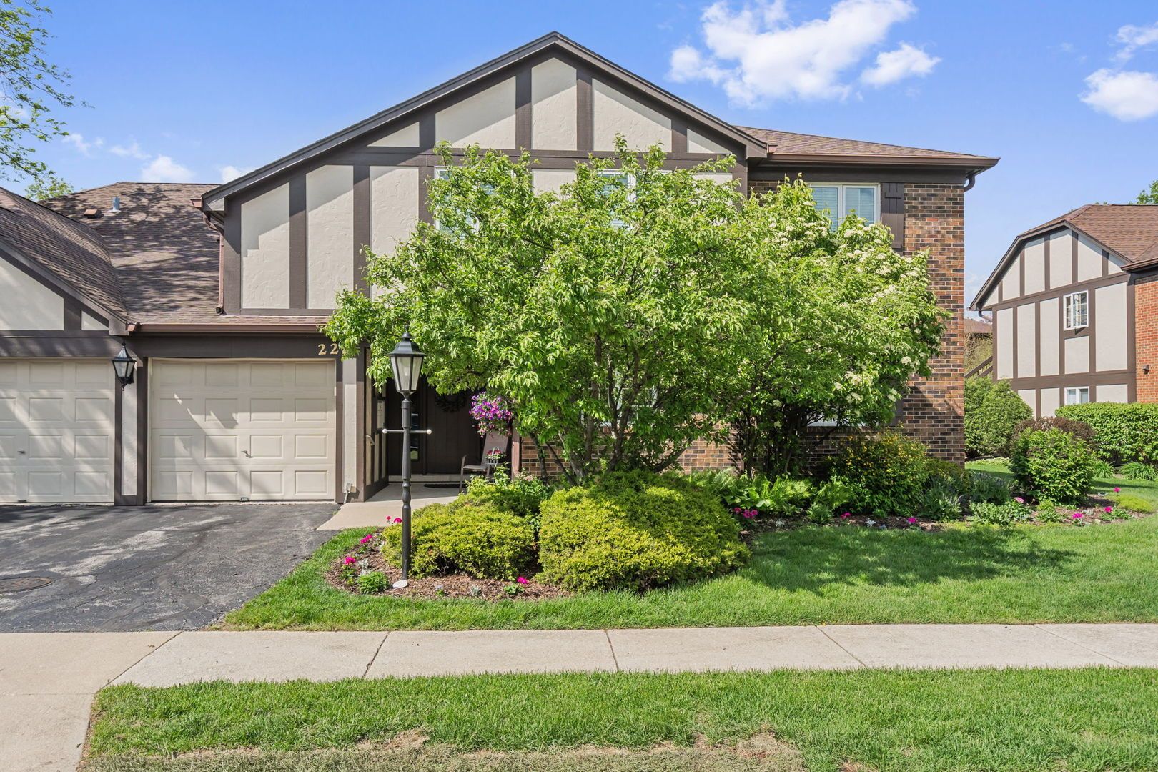228 Brookside Lane #B