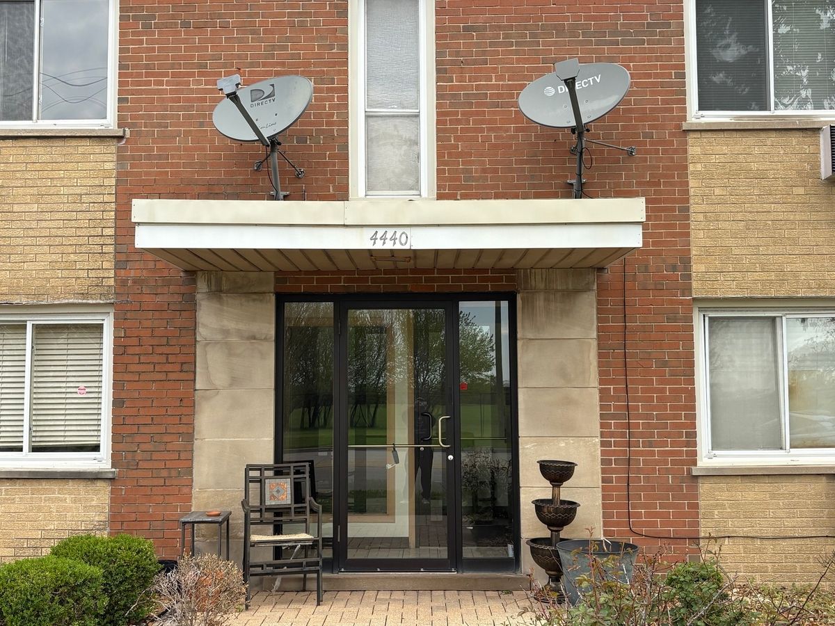 4440 111th Street, Oak Lawn, IL 60453